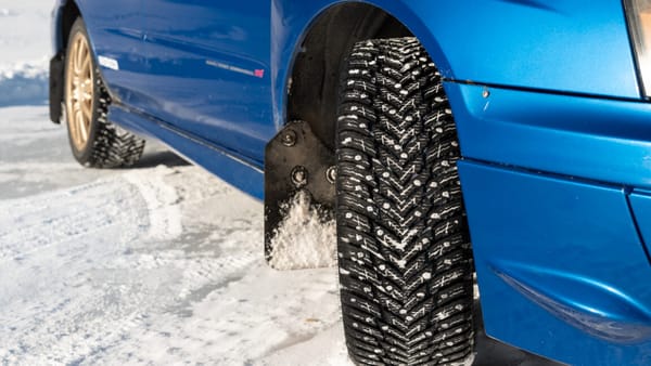 Zero grip, maximum fun: A practical guide to getting into amateur ice racing — Cars - Ars Technica