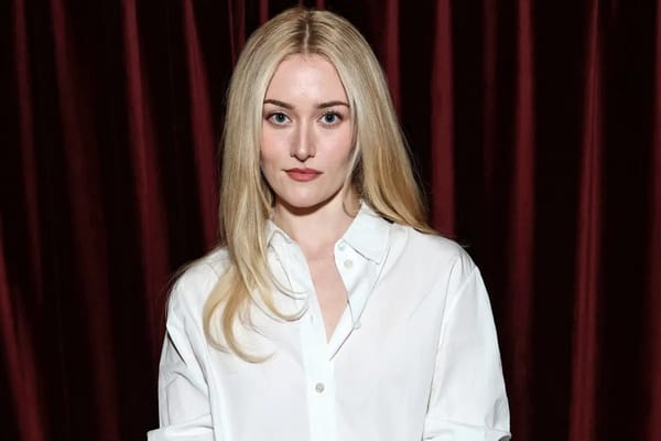 Sarah Pidgeon swears by this 'skin but better' fragrance — Pagesix