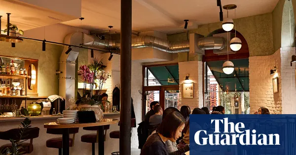Sông Quê Phở Bar, London E1: a compact phở bar on Commercial Street — Lifestyle | The Guardian