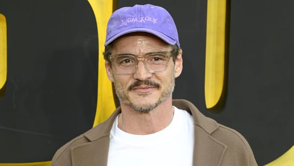 Pedro Pascal's 2024 Sci-Fi Hit Is Getting Harder To Stream — Collider