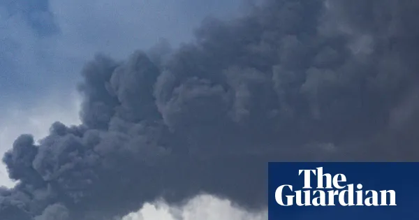 Dubai shaken as Iranian missiles and drones strike — World news | The Guardian