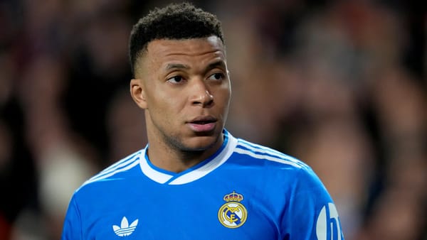 Real Madrid confirm Mbappe knee sprain — Goal