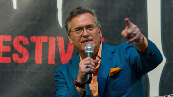 Bruce Campbell Steps Back From Public Life for Cancer Treatment — Kotaku