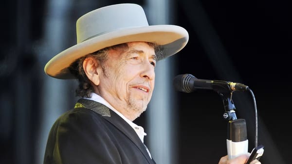 Dylan’s Newport 'Going Electric' Still an Infamous Moment in Rock — Collider