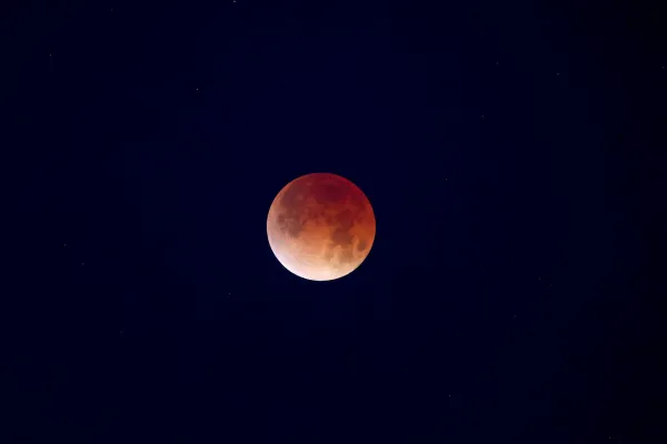 Total Lunar Eclipse Over New Orleans — NASA Science