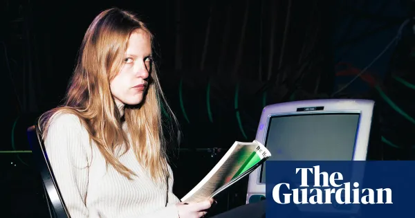 Audrey Hobert: the smart, slapstick world of a pop songwriter — Culture | The Guardian