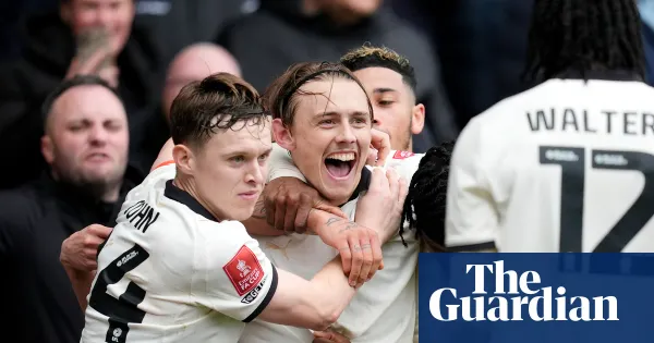 Port Vale stun Sunderland to reach first FA Cup quarter-final in 72 years — Football | The Guardian