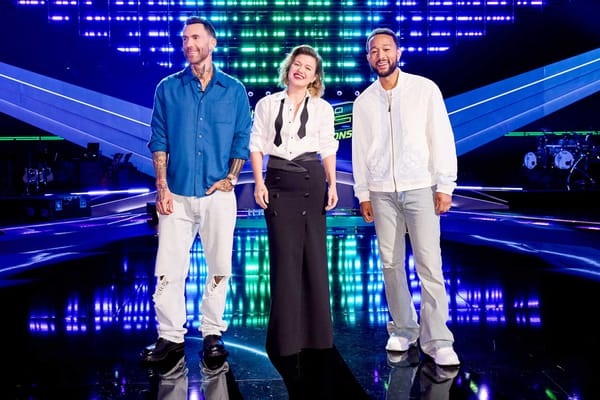 What Is a Super Steal on The Voice and Who Won the Triple Turn? — Nbc