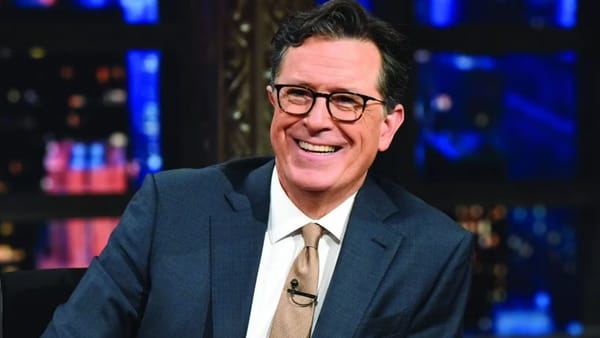 Stephen Colbert Criticizes Paramount After Winning WGA Award for Bravery — Movieweb
