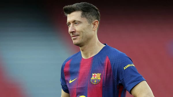 Robert Lewandowski 'not even 50% sure' on Barcelona future — Goal