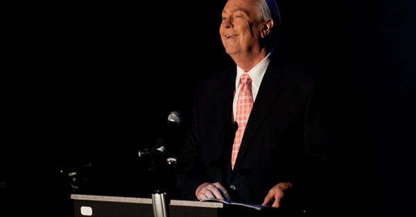 Bill Kurtis to Leave NPR’s ‘Wait Wait … Don’t Tell Me!’ — NYT > Arts
