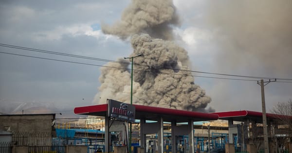 Iran Shocks Could Spur a Shift to Clean Energy — But Also to Coal — NYT > Business > Energy & Environment