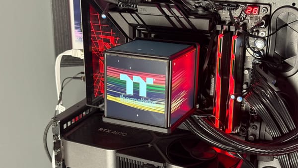 Thermaltake Minecube 360 Ultra ARGB Sync: four screens and strong cooling — Pcgamer