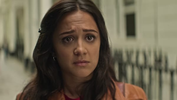 'You' Is Still the Most Obsession-Worthy Thriller on Netflix — Movieweb