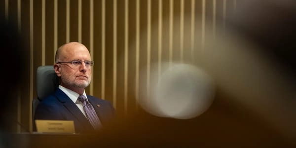 FCC chair threatens to pull licenses of broadcasters over Iran coverage — Businessinsider