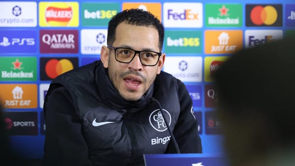 Liam Rosenior to meet PGMOL after controversial pre-match huddle — Goal