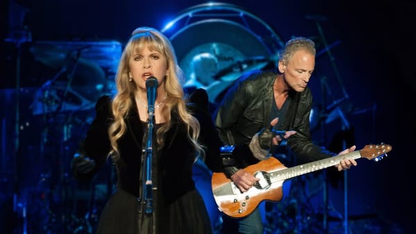 Fleetwood Mac's Stevie Nicks Got "Burned Out" Listening to The Beatles — Collider