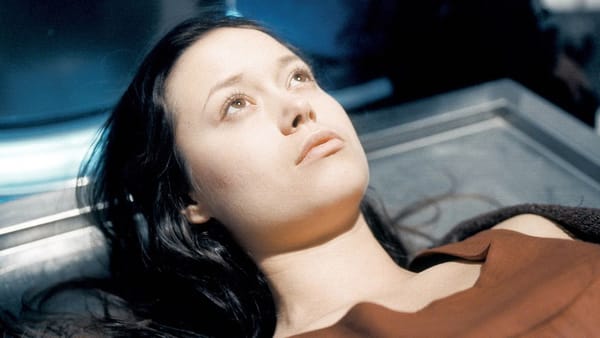 Firefly Still Captivates, Trending on Amazon Ahead of Revival — Movieweb